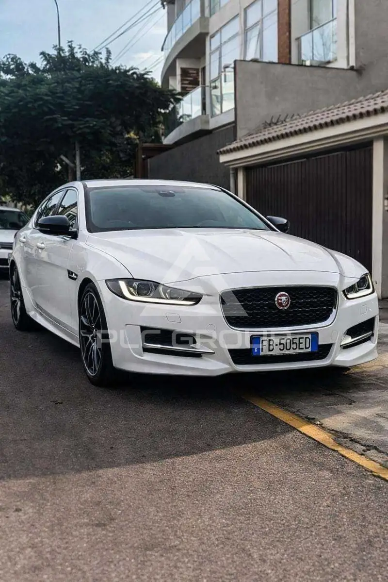 2016 Jaguar XE
