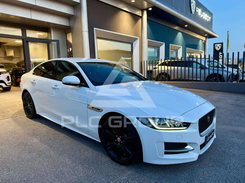2016 Jaguar XE