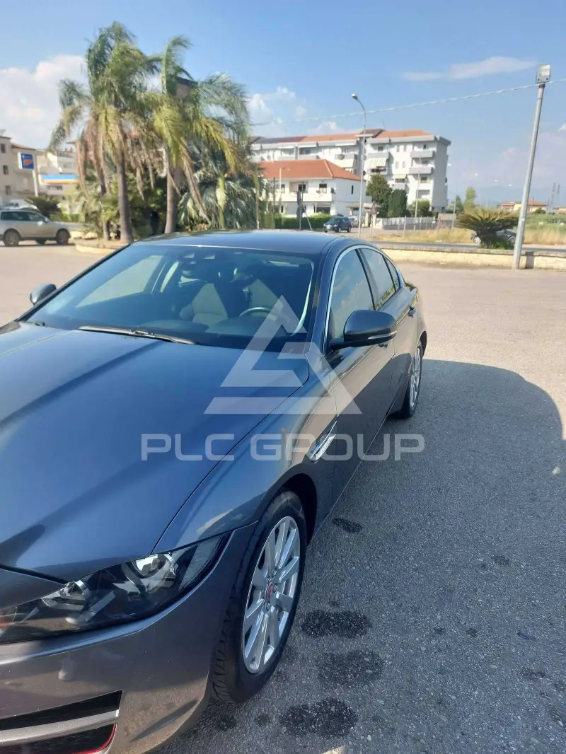 2016 Jaguar XE