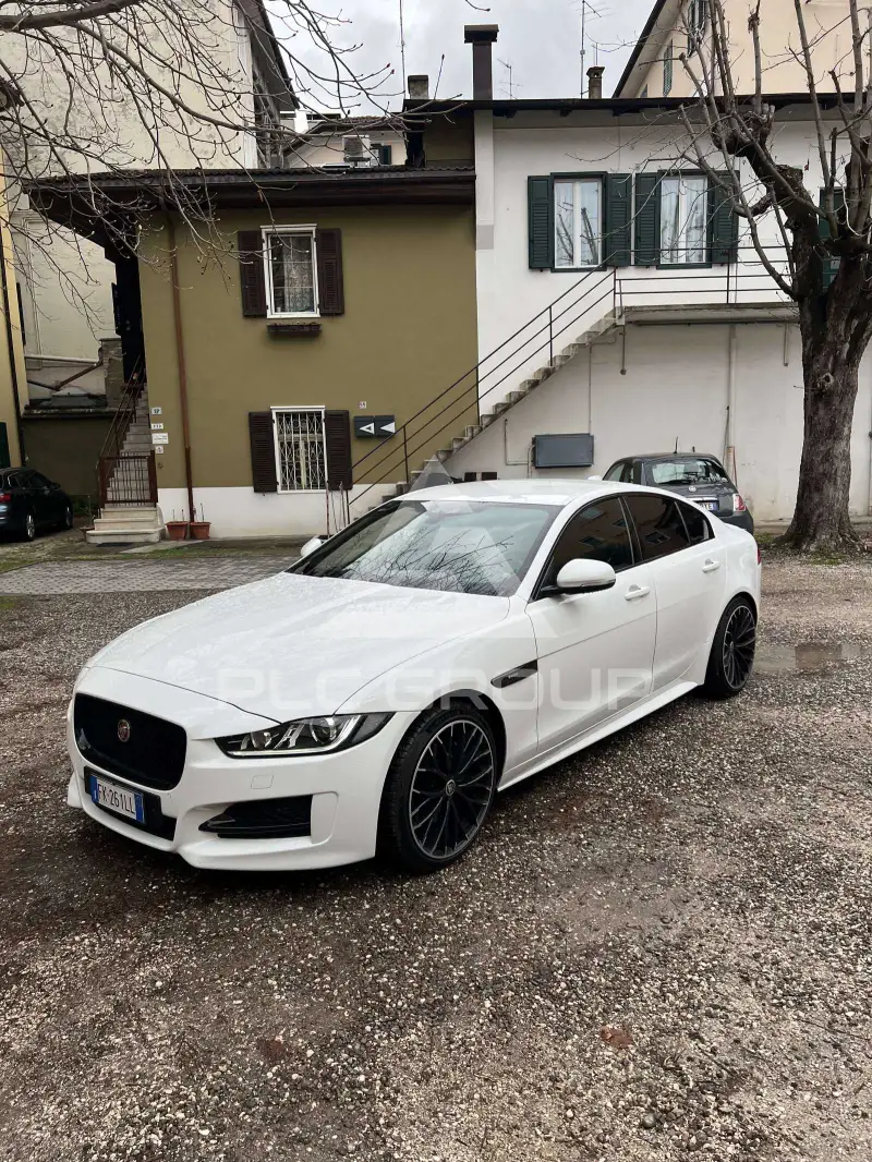 2016 Jaguar XE