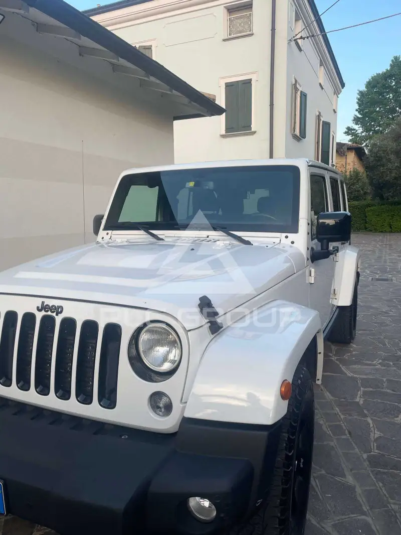 2016 Jeep WRANGLER