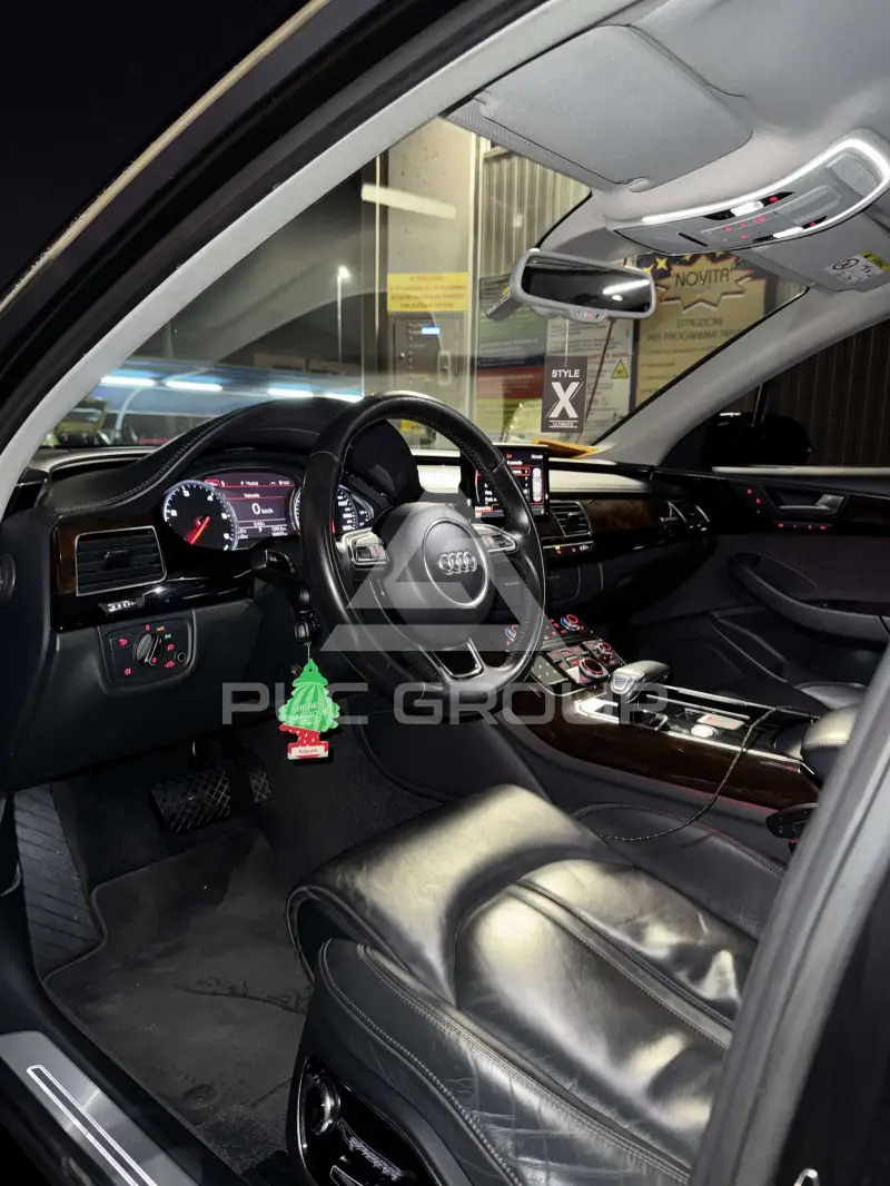 2016 Audi A8