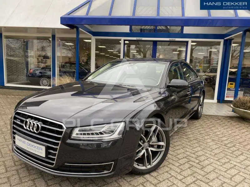 2016 Audi A8
