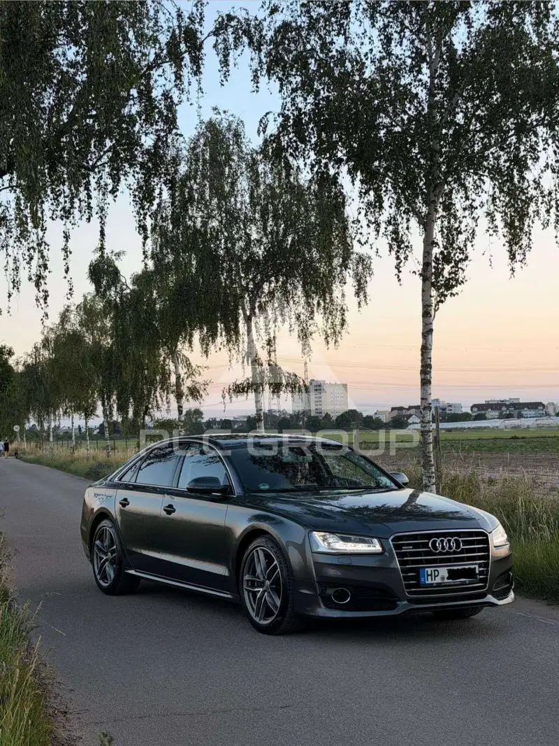 2016 Audi A8
