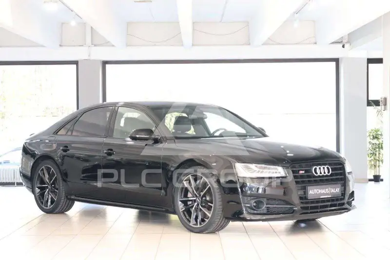 2016 Audi S8
