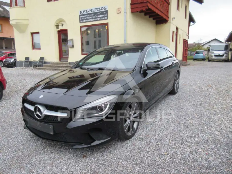 2016 Mercedes Benz CLA 220