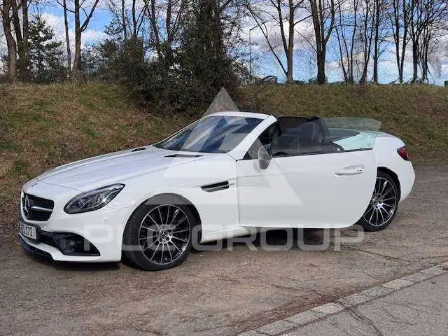 2016 Mercedes Benz SLC 200
