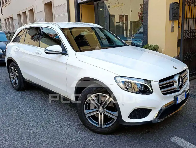 2016 Mercedes Benz GLC 250