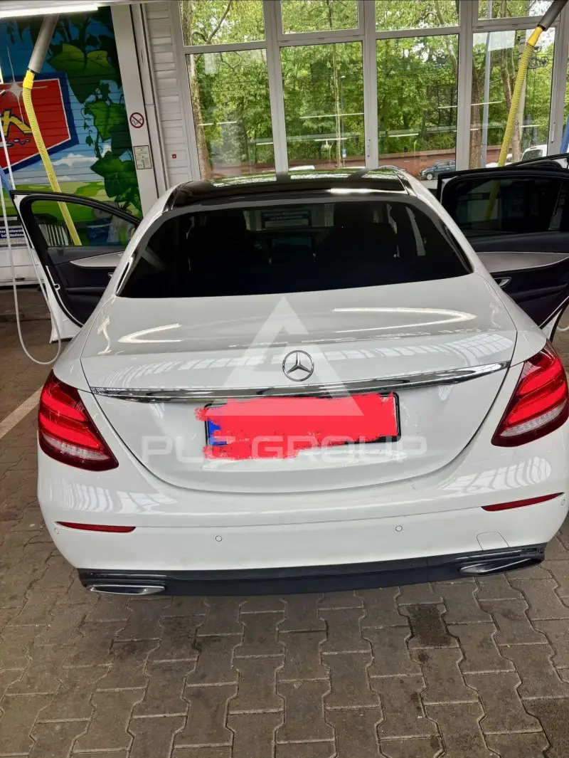 2016 Mercedes Benz E 220