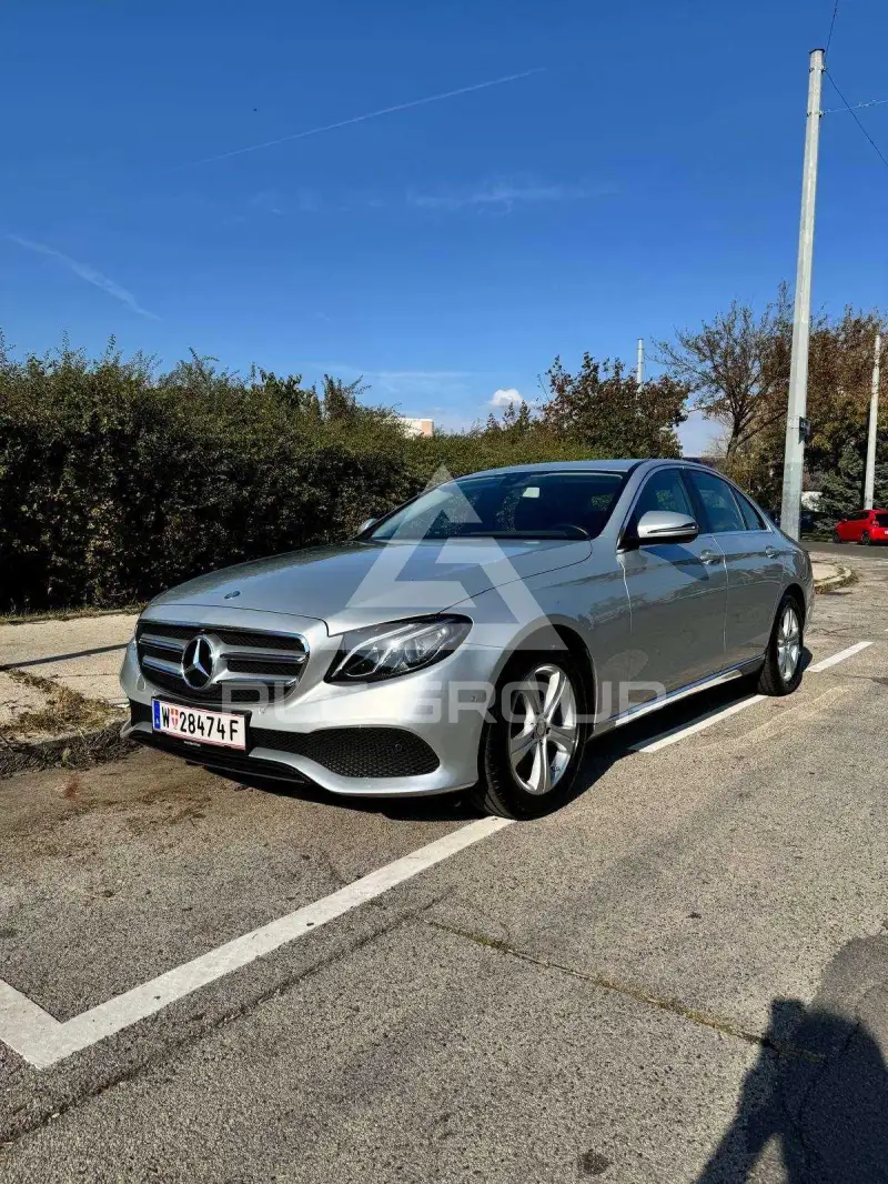 2016 Mercedes Benz E 220