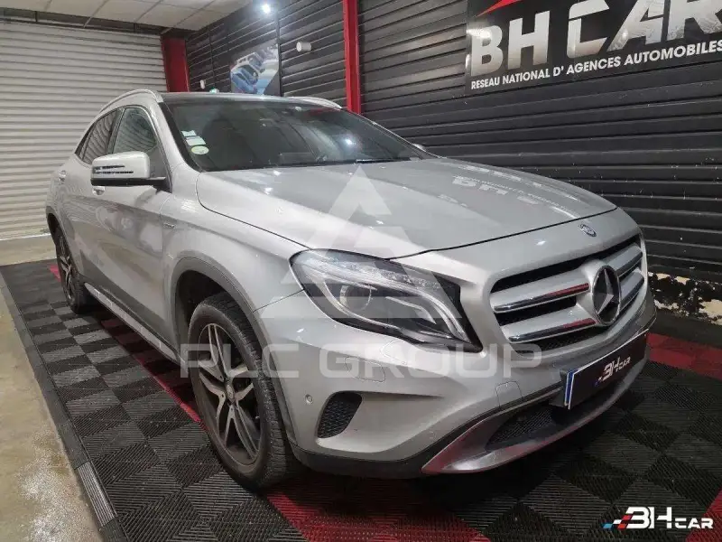 2016 Mercedes Benz GLA 220