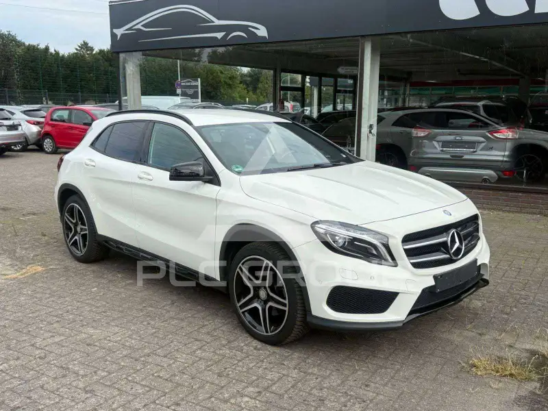 2016 Mercedes Benz GLA 220