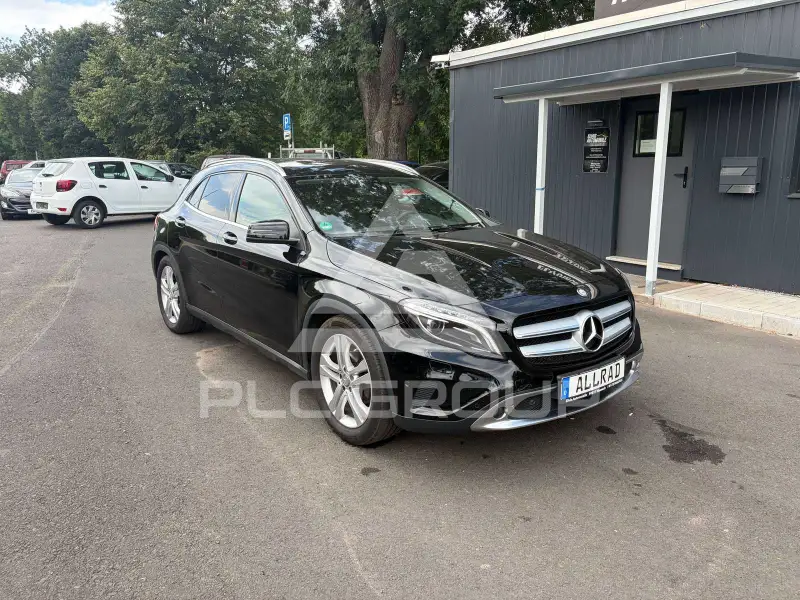 2016 Mercedes Benz GLA 220