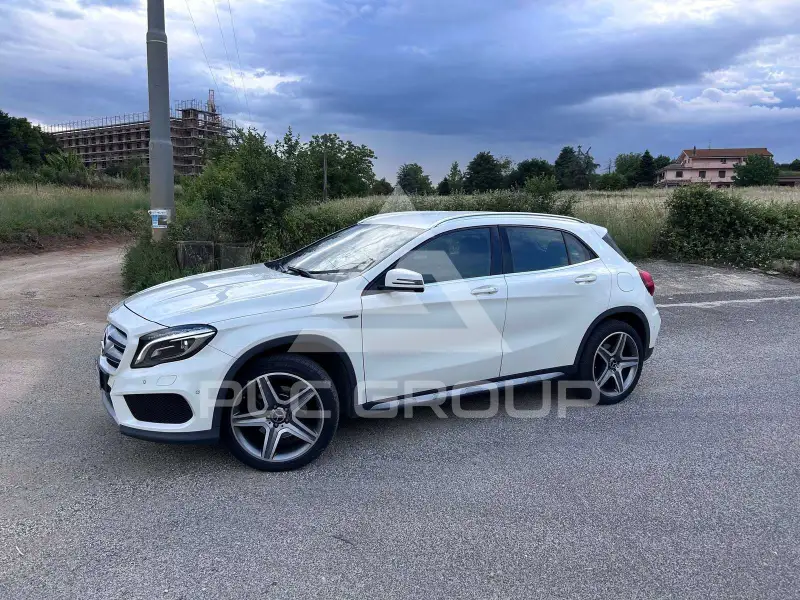 2016 Mercedes Benz GLA 220