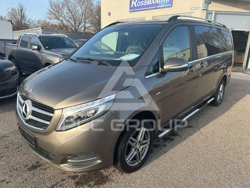 2016 Mercedes Benz V 220