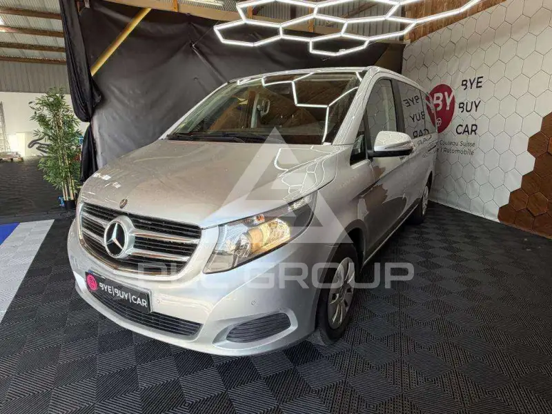 2016 Mercedes Benz V 220