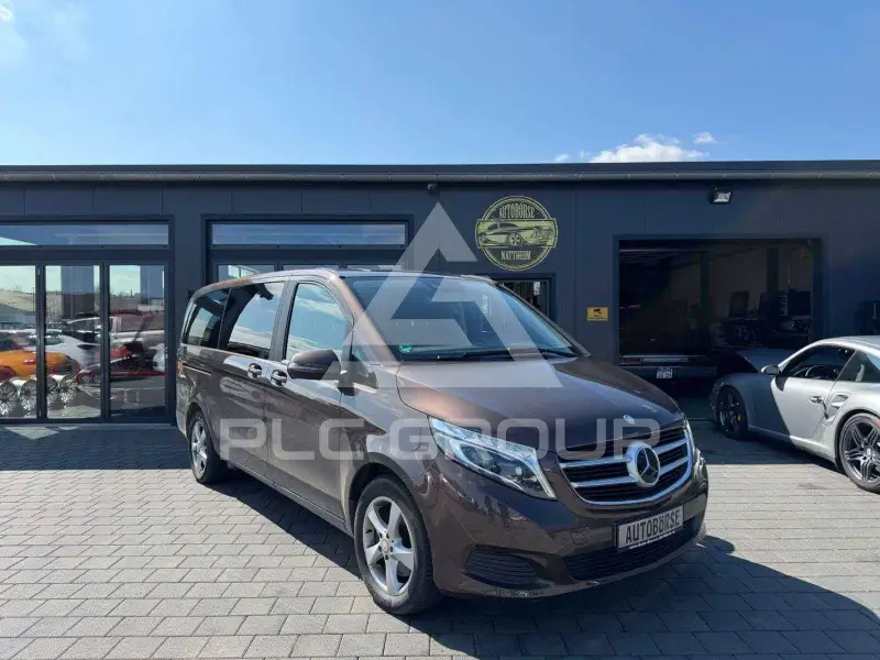 2016 Mercedes Benz V 220