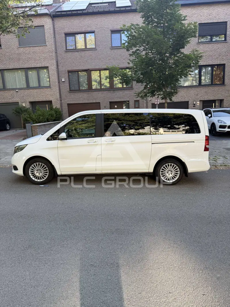 2016 Mercedes Benz V 220