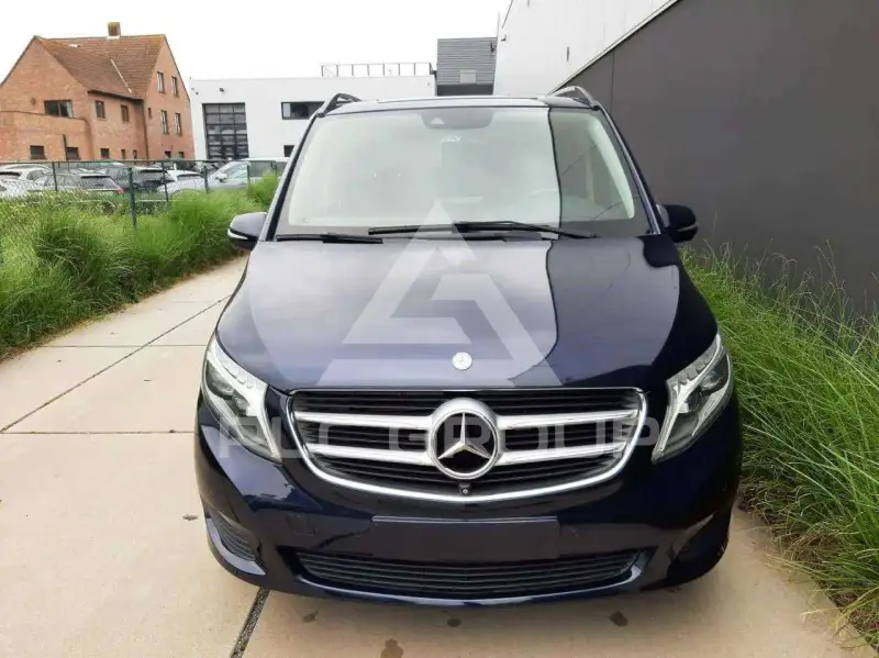 2016 Mercedes Benz V 220