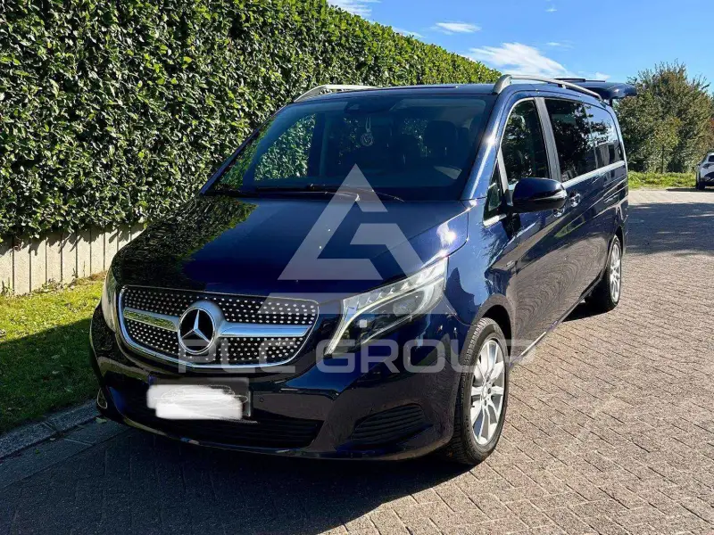 2016 Mercedes Benz V 220