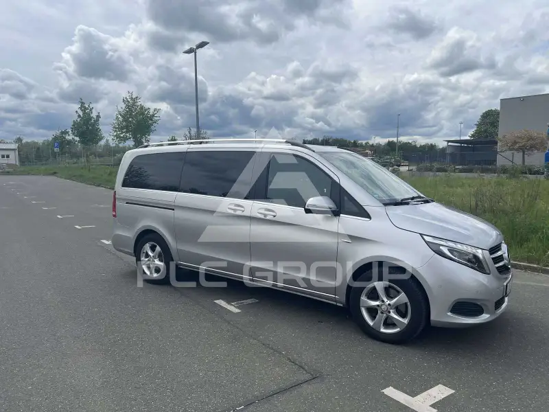 2016 Mercedes Benz V 220