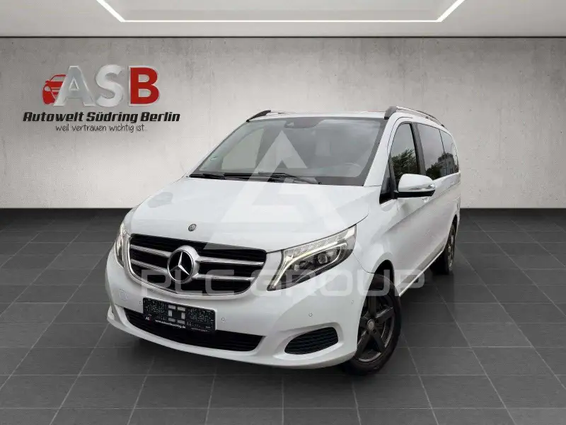2016 Mercedes Benz V 220
