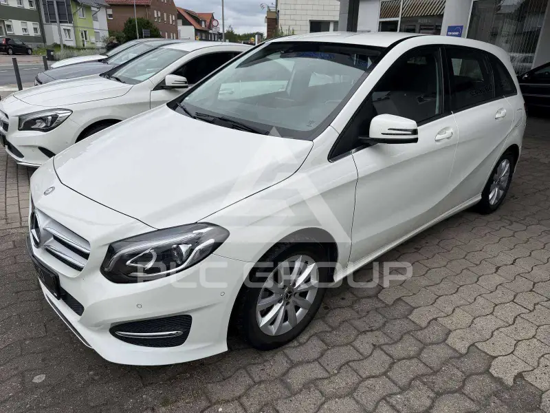 2016 Mercedes Benz B 180