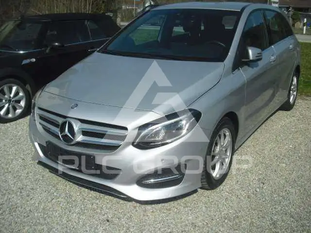 2016 Mercedes Benz B 180