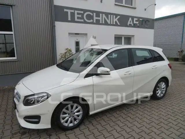 2016 Mercedes Benz B 180