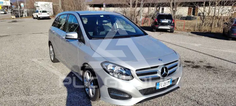 2016 Mercedes Benz B 180