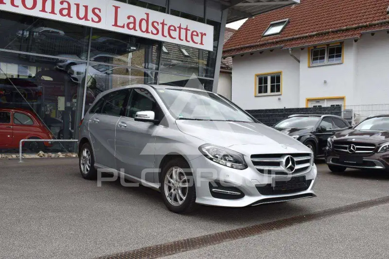 2016 Mercedes Benz B 180