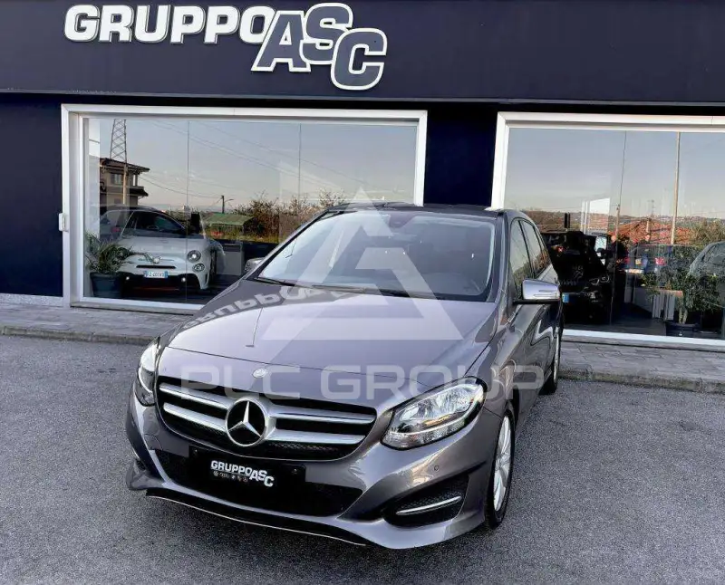 2016 Mercedes Benz B 180