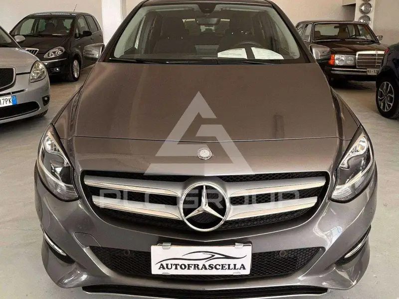 2016 Mercedes Benz B 180
