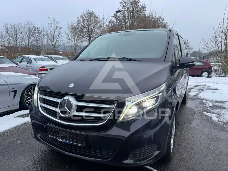 2016 Mercedes Benz V 200