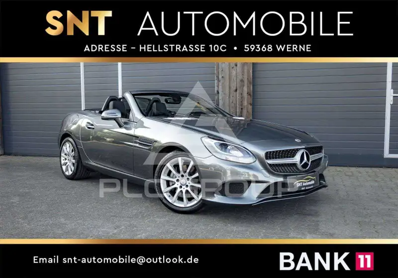 2017 Mercedes Benz SLC 300