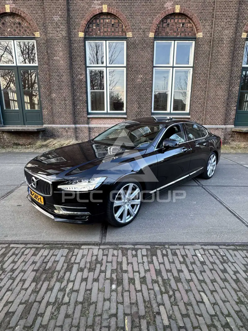 2016 Volvo S90