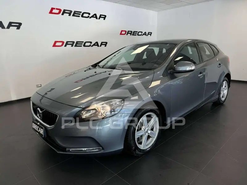2016 Volvo V40