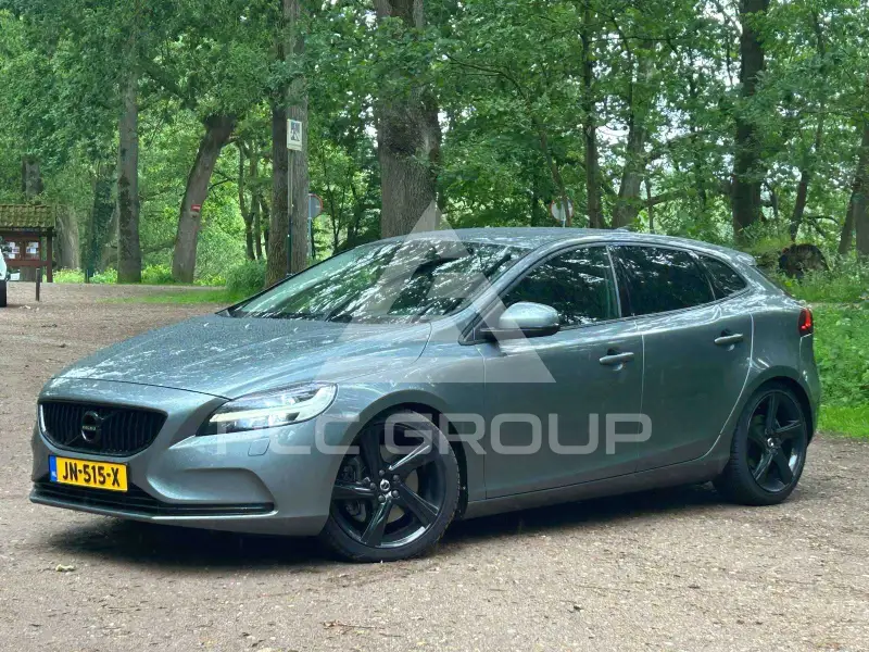 2016 Volvo V40
