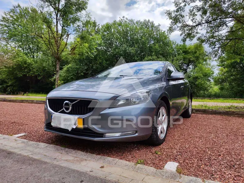 2016 Volvo V40