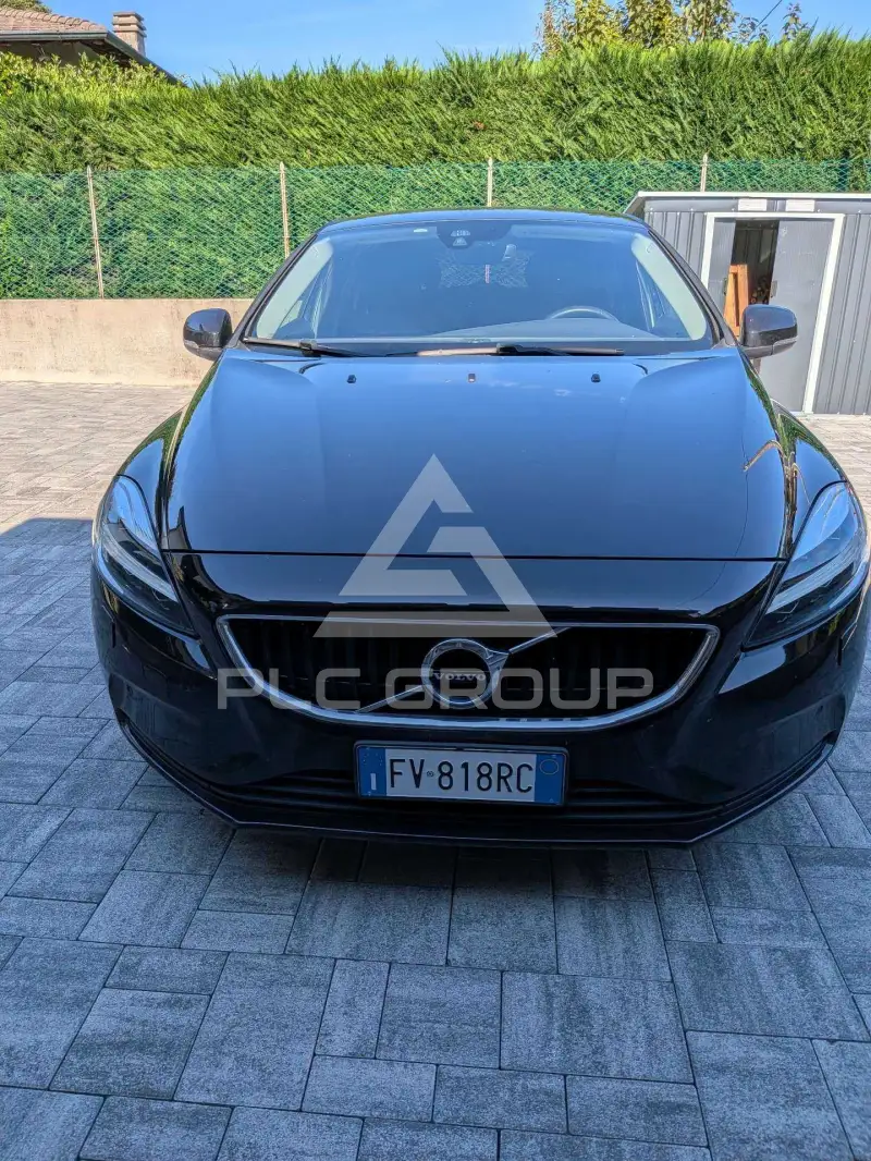 2019 Volvo V40
