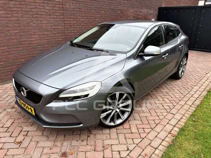 2016 Volvo V40
