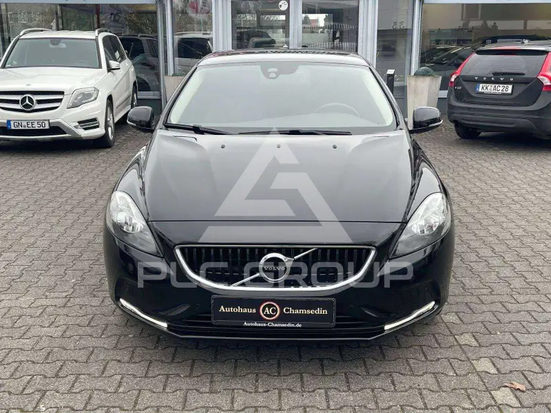 2016 Volvo V40