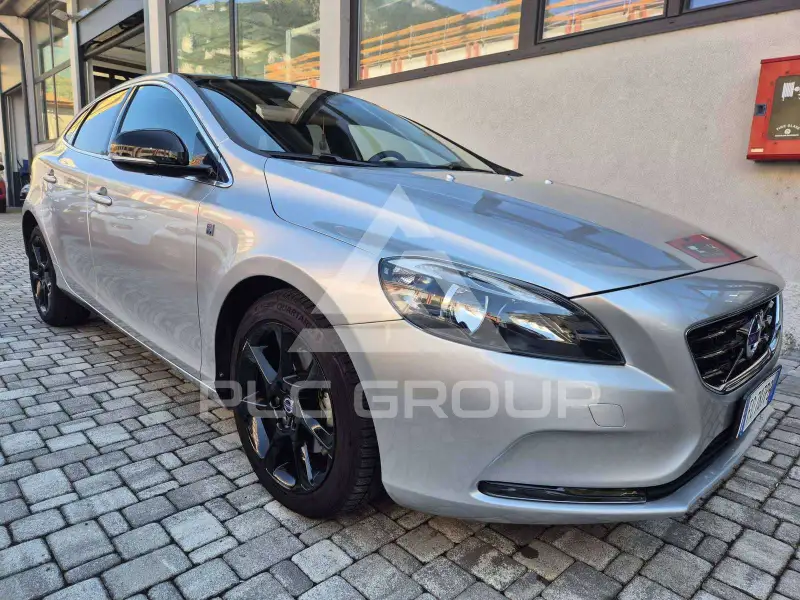 2016 Volvo V40