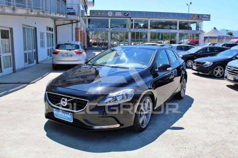 2016 Volvo V40