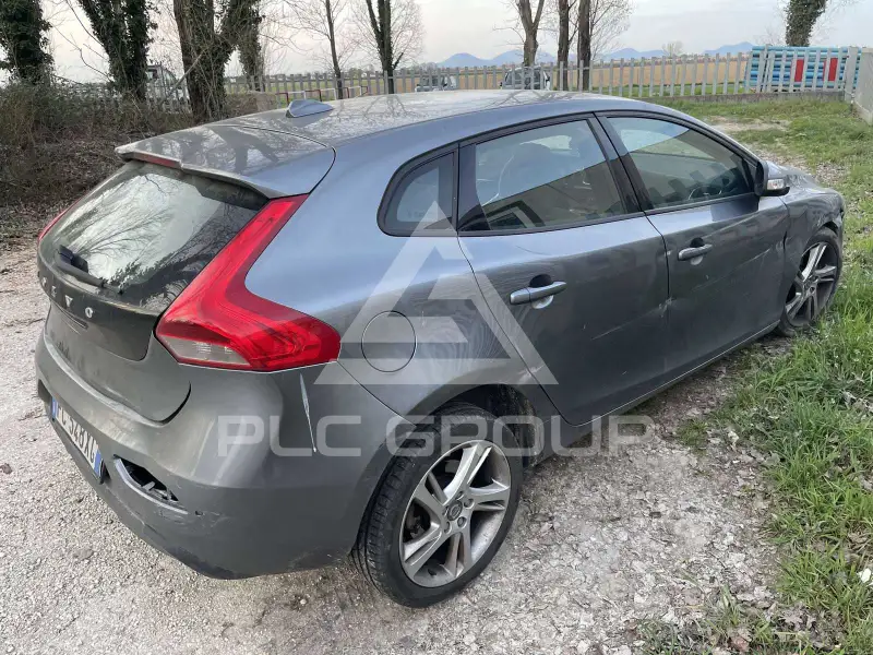 2016 Volvo V40