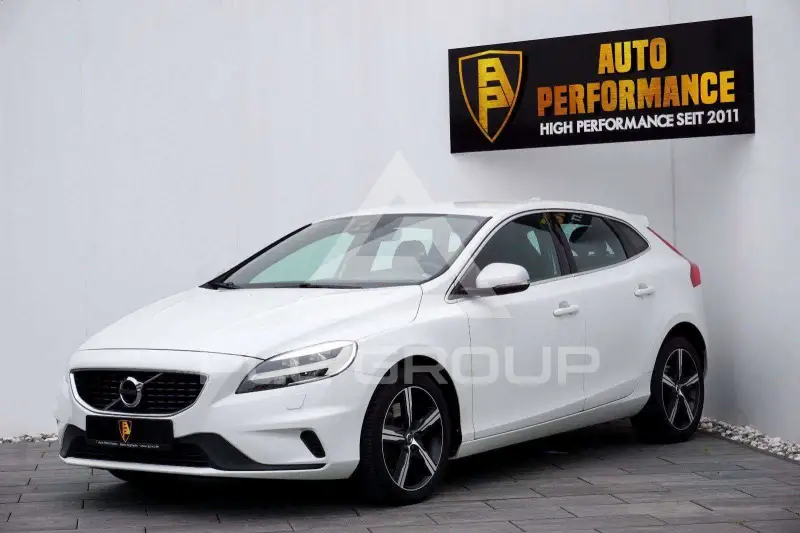 2016 Volvo V40