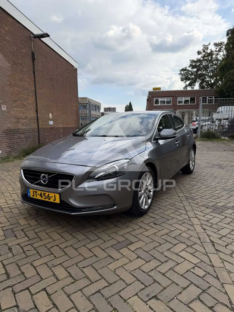 2016 Volvo V40