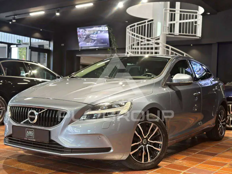 2016 Volvo V40