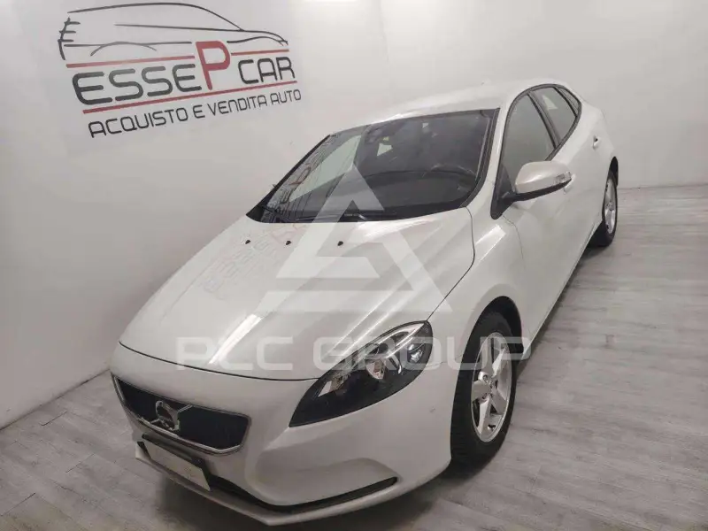 2016 Volvo V40