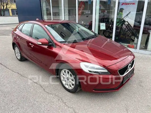 2016 Volvo V40